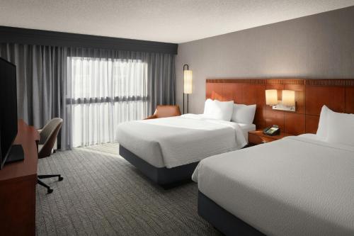 Queen Room with Two Queen Beds