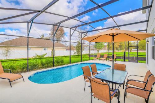 Home w Pool & Games Room Near Disney -Pet Friendly