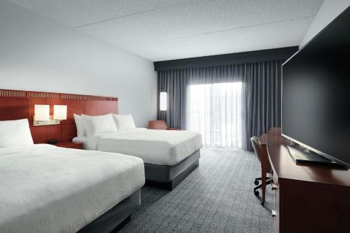 2 double beds