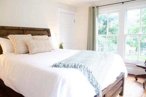 Cozy Gordonsville Cottage on Main Street in กอร์ดอนวิลล์ (VA)