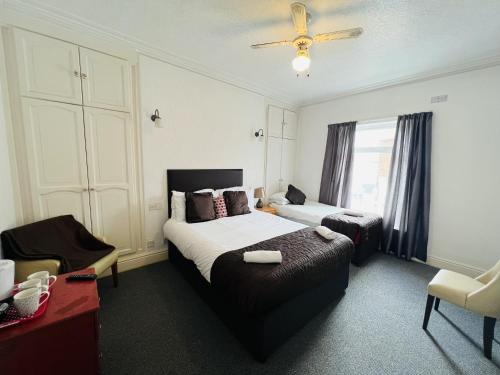 The Roadhouse Hotel Room Type - Deluxe Triple Room