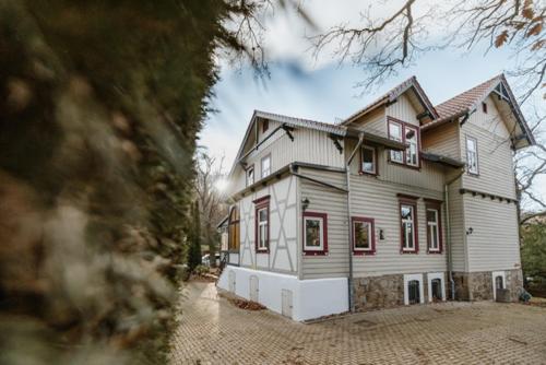 Holiday Home image 1