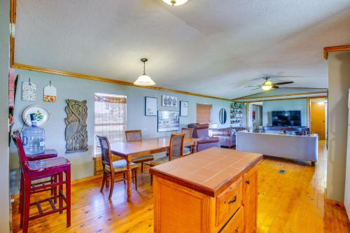 Lakefront Texas Gem with Indoor Pool and Water Access in Wills Point