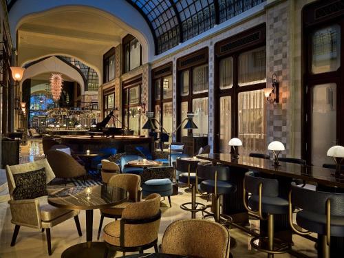 Four Seasons Hotel Gresham Palace Budapest - image 7