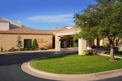 Courtyard by Marriott Oklahoma City Airport - image 11