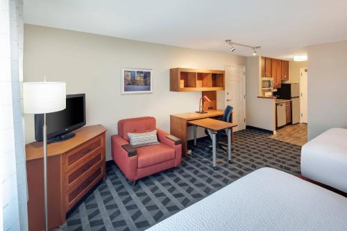 TownePlace Suites by Marriott Bentonville Rogers - image 3