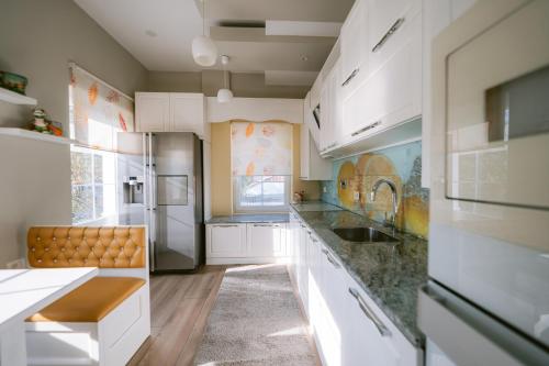 TRIBUTE Hotel in שקודר