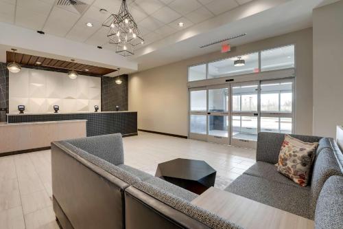 ล็อบบี้, Drury Plaza Hotel Cincinnati Florence in ฟลอเรนซ์ (KY)