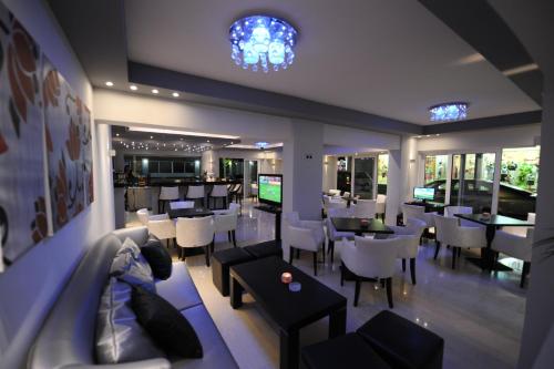 Ialysos City Hotel - image 7