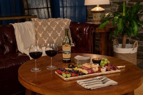 Tucker Hill Lodge