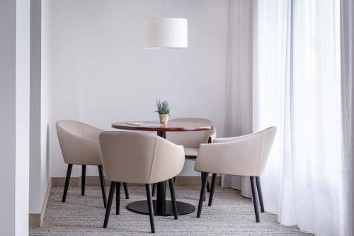 Courtyard by Marriott Munich City Center - image 9
