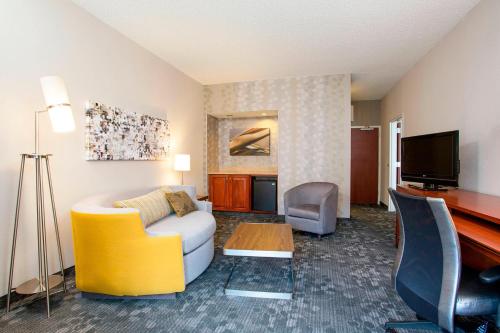 Courtyard Rochester Brighton - image 2