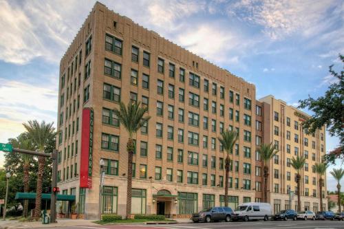 Courtyard by Marriott St. Petersburg Downtown - image 6