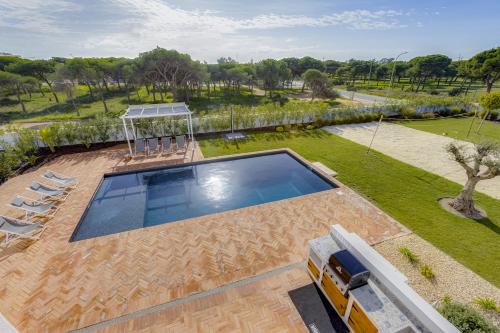 SUNSET VILLA - Luxury villa with superb pool and great views, Faro (fotografie 9)