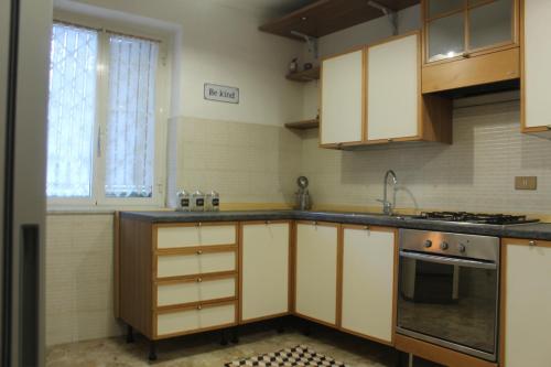 Konyha, Appartamento in Villa Nadin in Monte Compatri