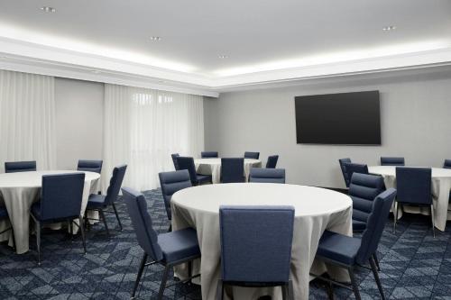 Courtyard by Marriott Lakeland - image 13