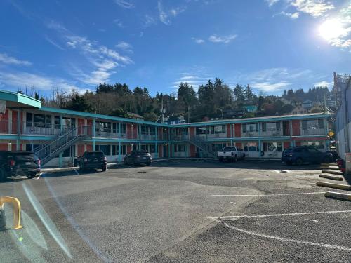 ทัศนียภาพภายนอกโรงแรม, Atomic Motel in แอสโตเรีย (OR)