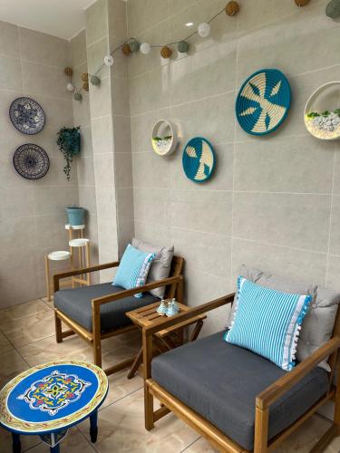 Blue chafchaouen in 아인 하우지