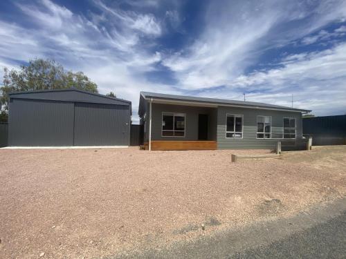 Moonta Bay Holiday Home