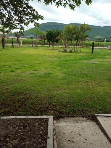Room in Guest room - Lodging and camping the island in Tlaquiltenango, Mexico