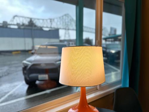 ทัศนียภาพ, Atomic Motel in แอสโตเรีย (OR)