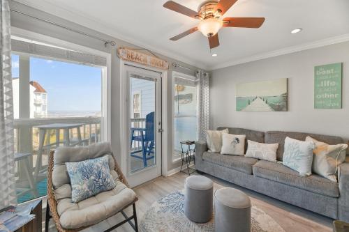 Seascape 1215 Condo - main image