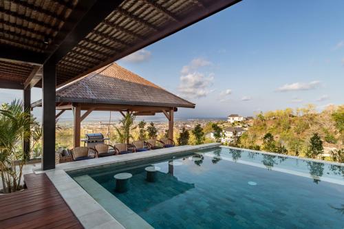 The Swan - Private Luxury Villa Suites 1, 2 & 3