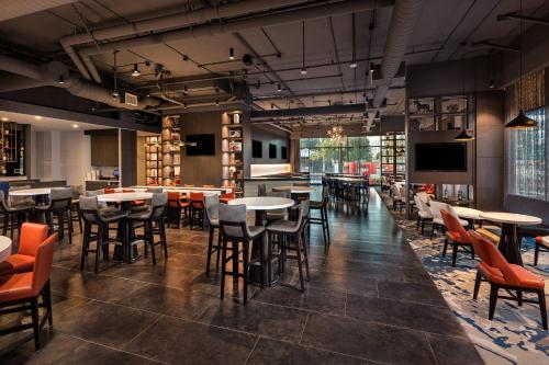 Courtyard by Marriott Los Angeles Monterey Park - image 3