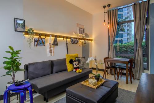 Vintage Mickey Disney Stay in BGC -200mbps wifi, Manila (foto 10)