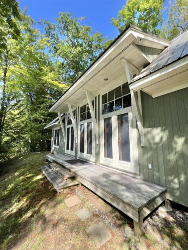 BEAR POINT LIMIT 15 villa - image 6