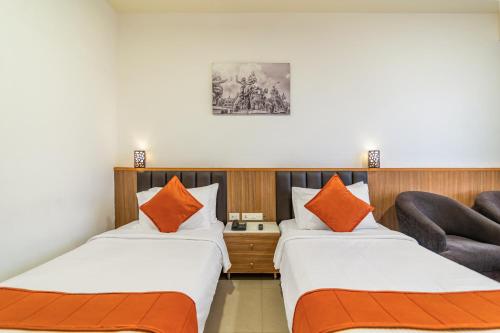 Classic Twin Room image 1