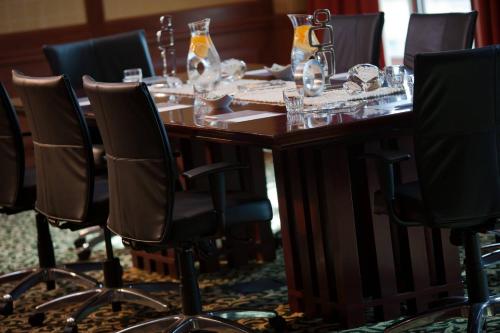 Renaissance Tulsa Hotel & Convention Center - image 6