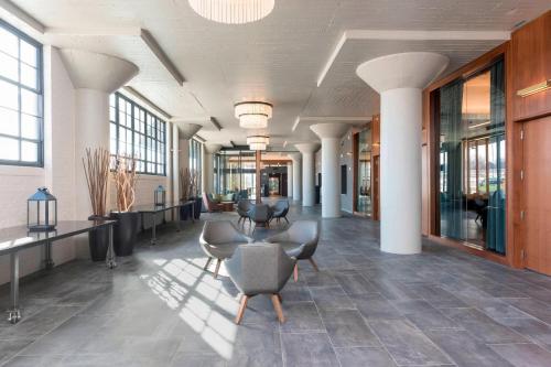 Courtyard by Marriott Waterloo Cedar Falls - image 13