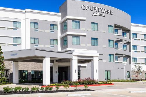 Courtyard by Marriott Lake Jackson - image 12
