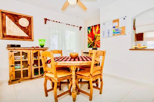 Deluxe Family Room E8 Dolce Vita Caribe B&B in Playa del Carmen, Mexico