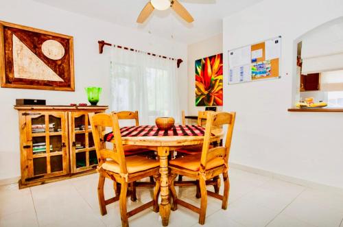 Deluxe Family Room E8 Dolce Vita Caribe B&B in Playa del Carmen, Mexico