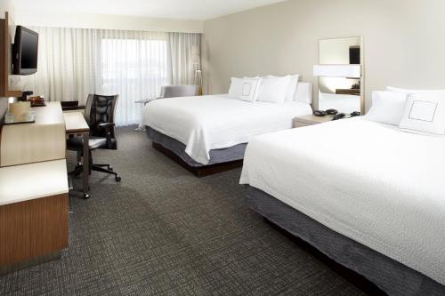 2 king beds