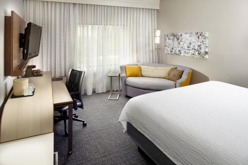 Courtyard by Marriott Detroit Brighton in 布萊頓