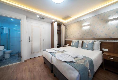 Lika Hotel - Superior Double or Twin Room - Luxury in Istanbul Center, Istanbul (photo 7)
