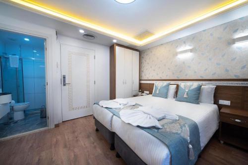Lika Hotel - Superior Double or Twin Room - Luxury in Istanbul Center - image 12