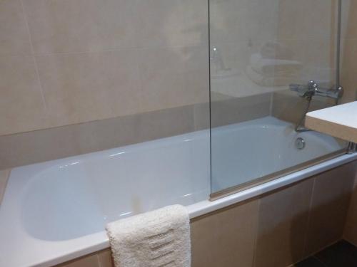 Apartment image 8