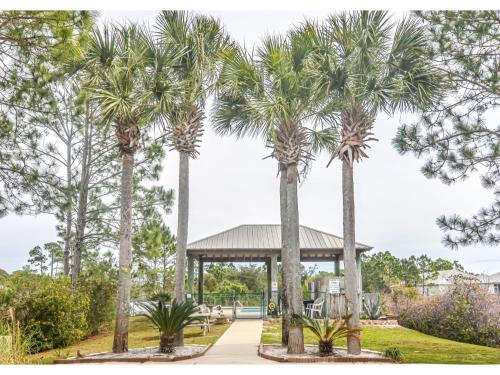 7020 Rookery 3 Someday came close to beach two pool beach amenities - image 4