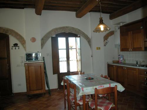 Holidays in apartment with swimming pool in Tuscany Siena - main image