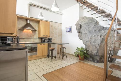 Lovely apartment on 2 floors with sea view - image 5