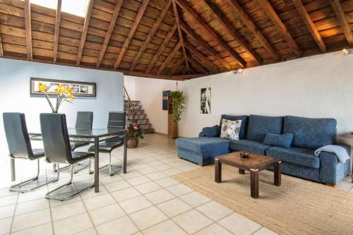 Lovely apartment on 2 floors with sea view - main image