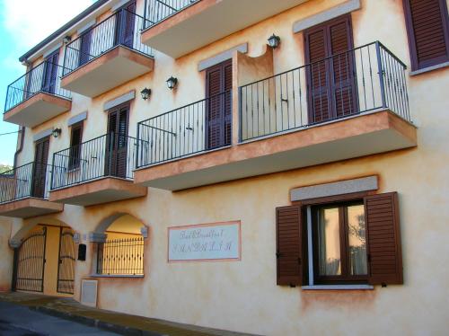Hotel Bed Sandalia BnB Viddalba