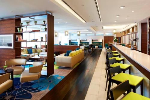 Courtyard by Marriott Aberdeen Airport - image 5