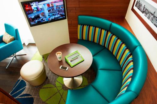 Courtyard by Marriott Aberdeen Airport - image 6