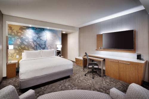 Courtyard by Marriott Atlanta Duluth Downtown - image 11