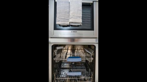 Apartment image 10
